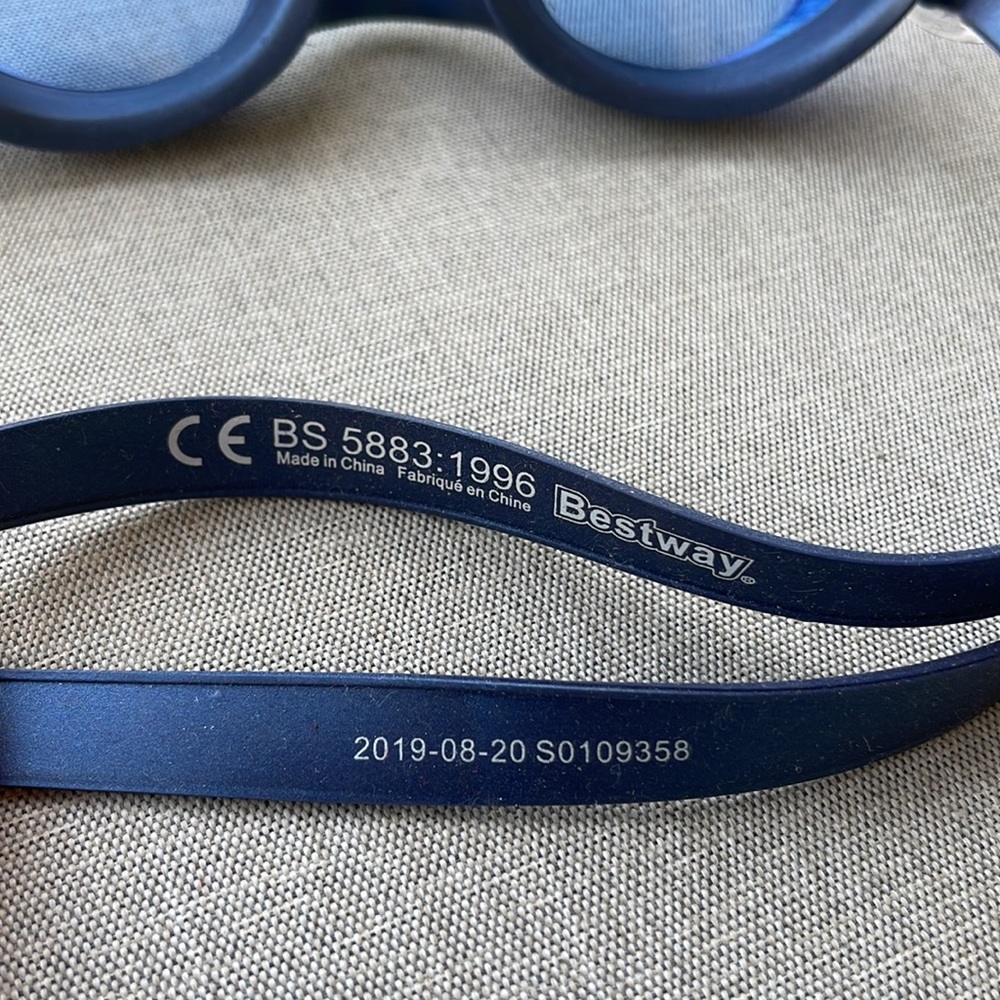 Swimming goggles - Picture 7 of 7